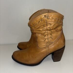 Naughty Monkey Women's Size 8 Boots Brown Leather Equestrian Cowgirl Western Art